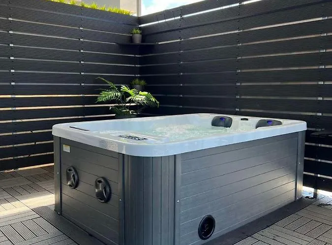 Loft Greece - Enjoy Our Jacuzzi & Hammam *