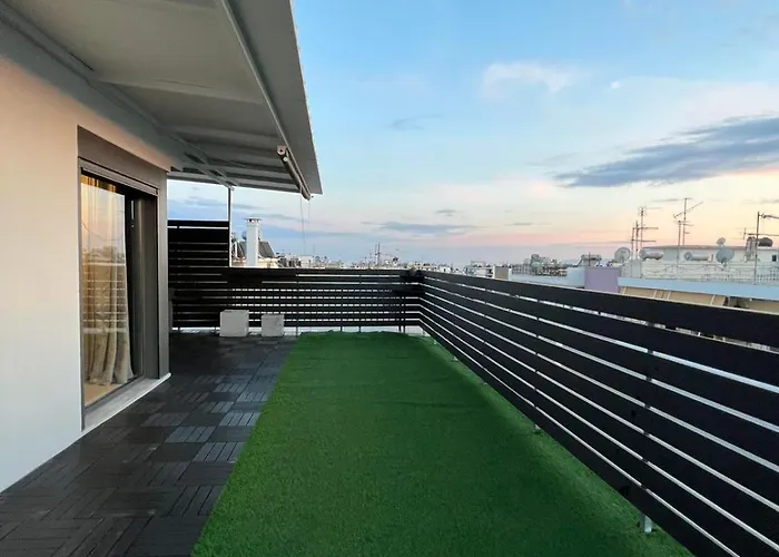 Loft Greece - Enjoy Our Jacuzzi & Hammam Διαμέρισμα *